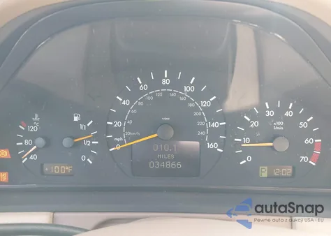 2000 Mercedes-Benz E 320 from USA, damaged, VIN WDBJF65J1YA972833